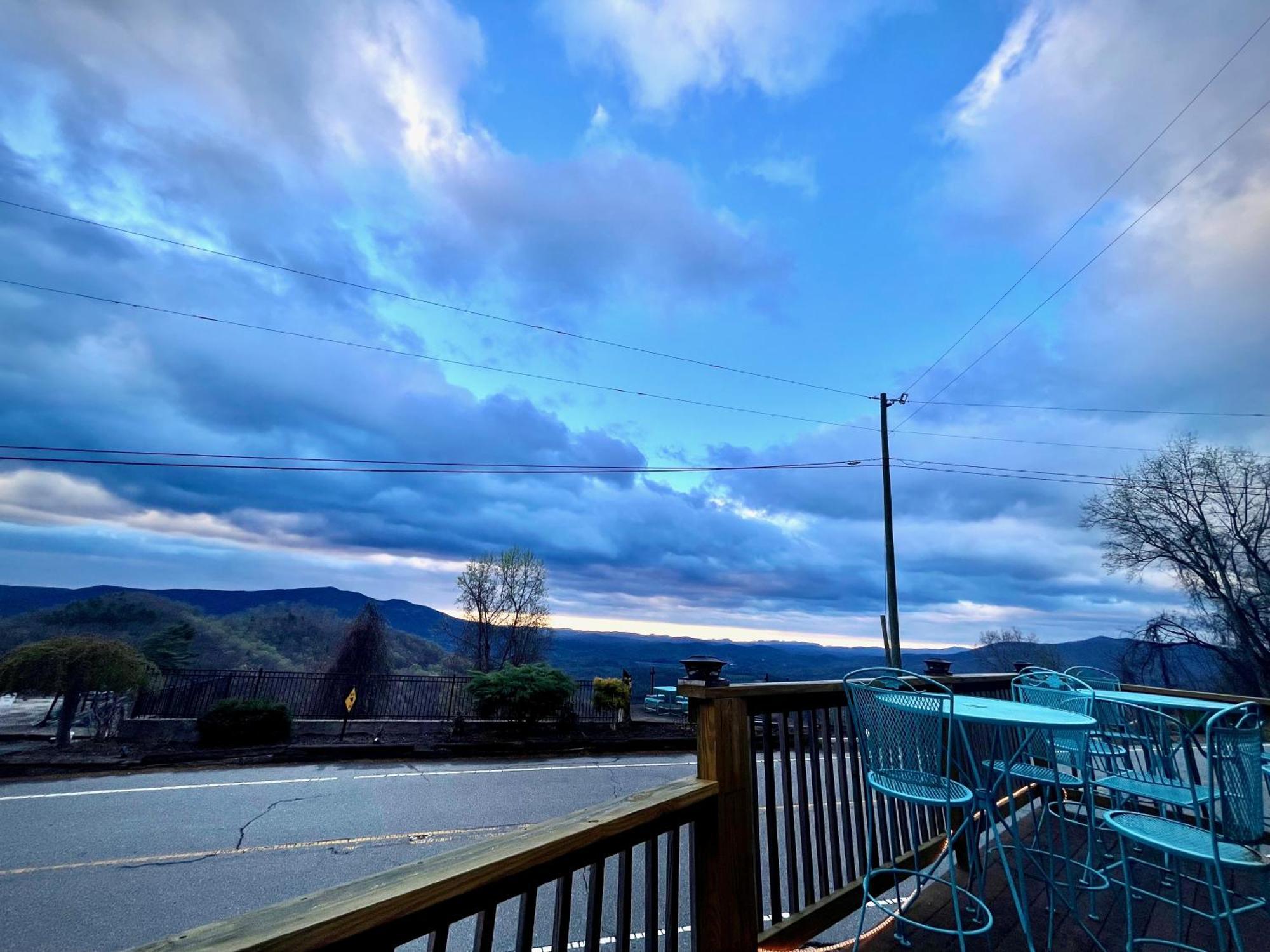 Skyline Village Inn Spruce Pine Buitenkant foto