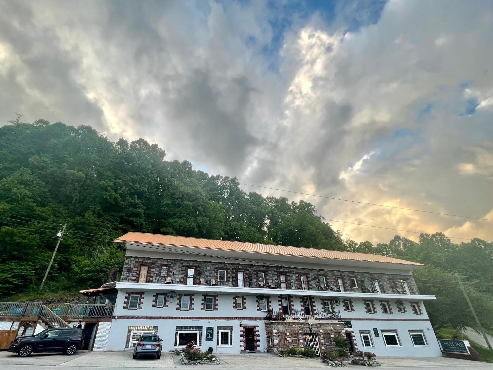 Skyline Village Inn Spruce Pine Buitenkant foto