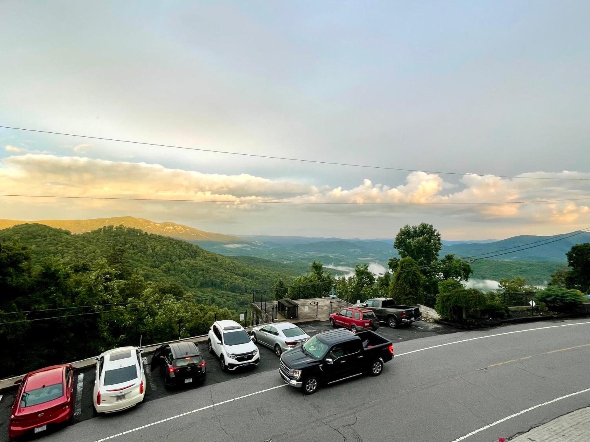 Skyline Village Inn Spruce Pine Buitenkant foto