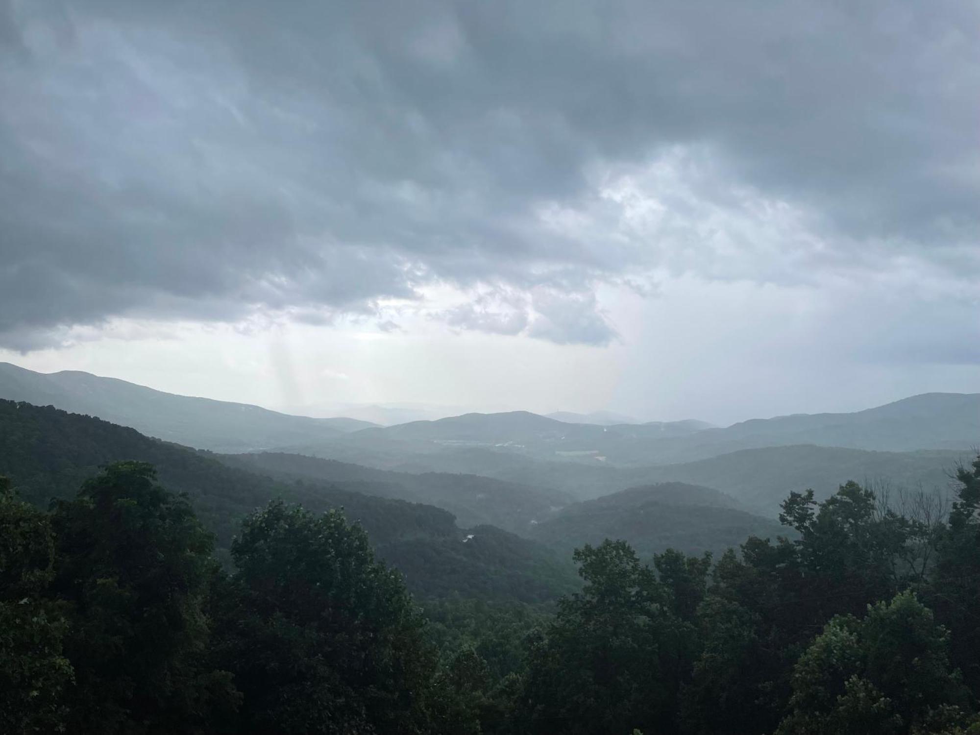 Skyline Village Inn Spruce Pine Buitenkant foto
